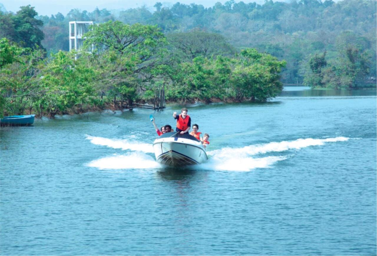 Carmel Tourism Village Kotamangalam Buitenkant foto